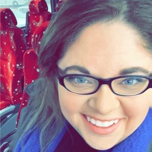 Meet your Posher, Andrea